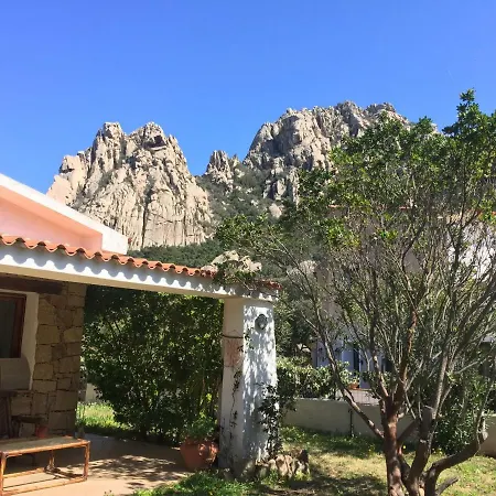 Apartament La Casa Di Carla Olbia